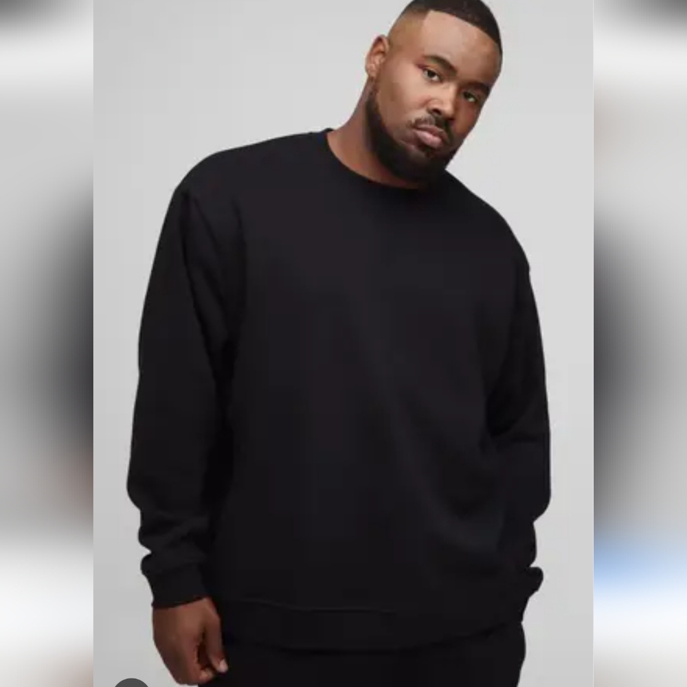 Classic Black Crewneck Sweater for Men 0082